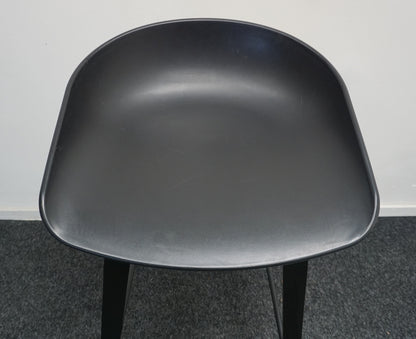 HAY About a Stool AAS32 Design Barkruk | Zwart / Zwart | Zithoogte 75 cm
