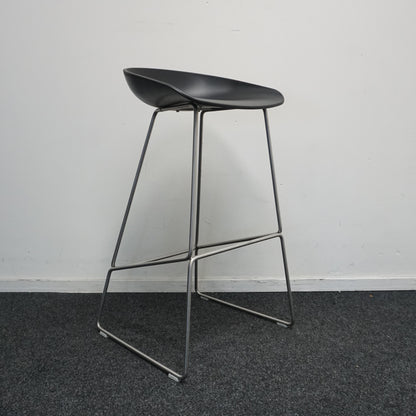 HAY About a Stool AAS38 Design Barkruk | Zwart / RVS | Zithoogte 75 cm