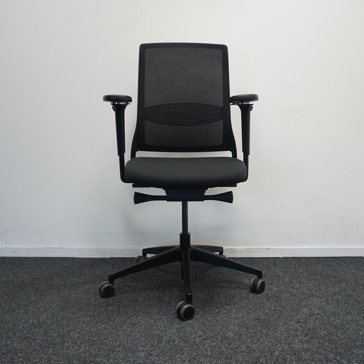 Gispen Zinn Bureaustoel | Ergonomisch | Zwart / Zwart