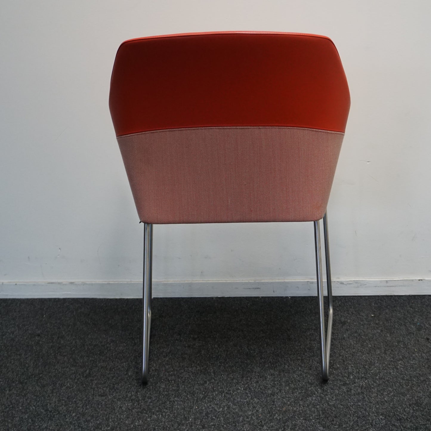 Arco Sketch Vergaderstoel | Oranje | Leer / Stof