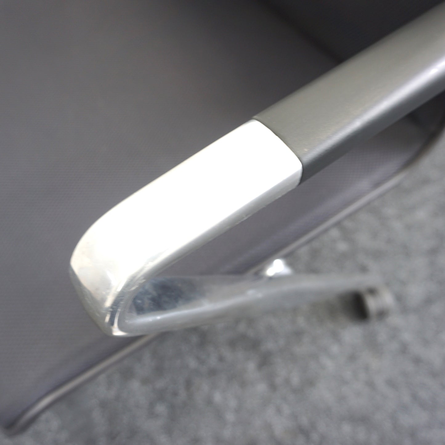 Vitra Unix Vergaderstoel | Conferentiestoel | Zwart | Verrijdbaar