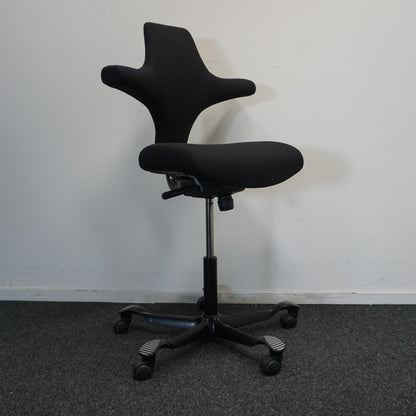 HAG Capisco 8126 Bureaustoel | Zadelzit | Zwart/Zwart | 53 - 72 cm