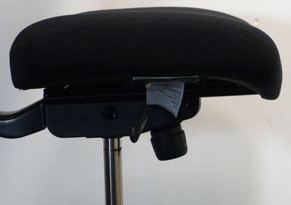HAG Capisco 8126 Bureaustoel | Zadelzit | Zwart/Zwart | 53 - 72 cm