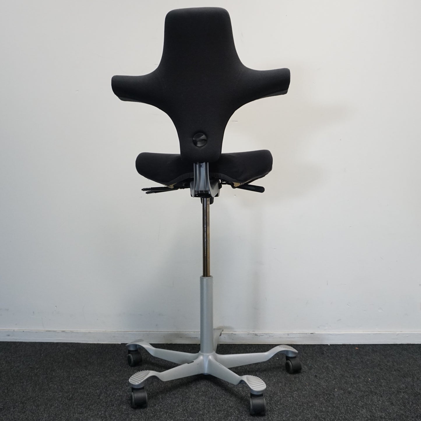 HAG Capisco 8106 Bureaustoel | Zadelzit | Grijs | 65 - 80 cm