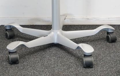 HAG Capisco 8106 Bureaustoel | Zadelzit | Grijs | 65 - 80 cm