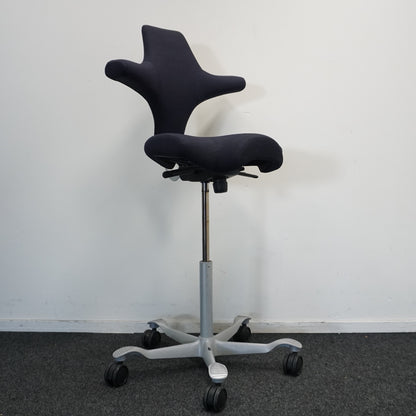 HAG Capisco 8106 Bureaustoel | Zadelzit | Blauw | 63 - 87 cm