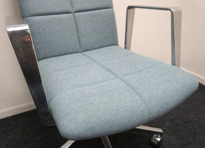 Lammhults Archal XL Vergaderstoel | Bureaustoel | Lichtblauw
