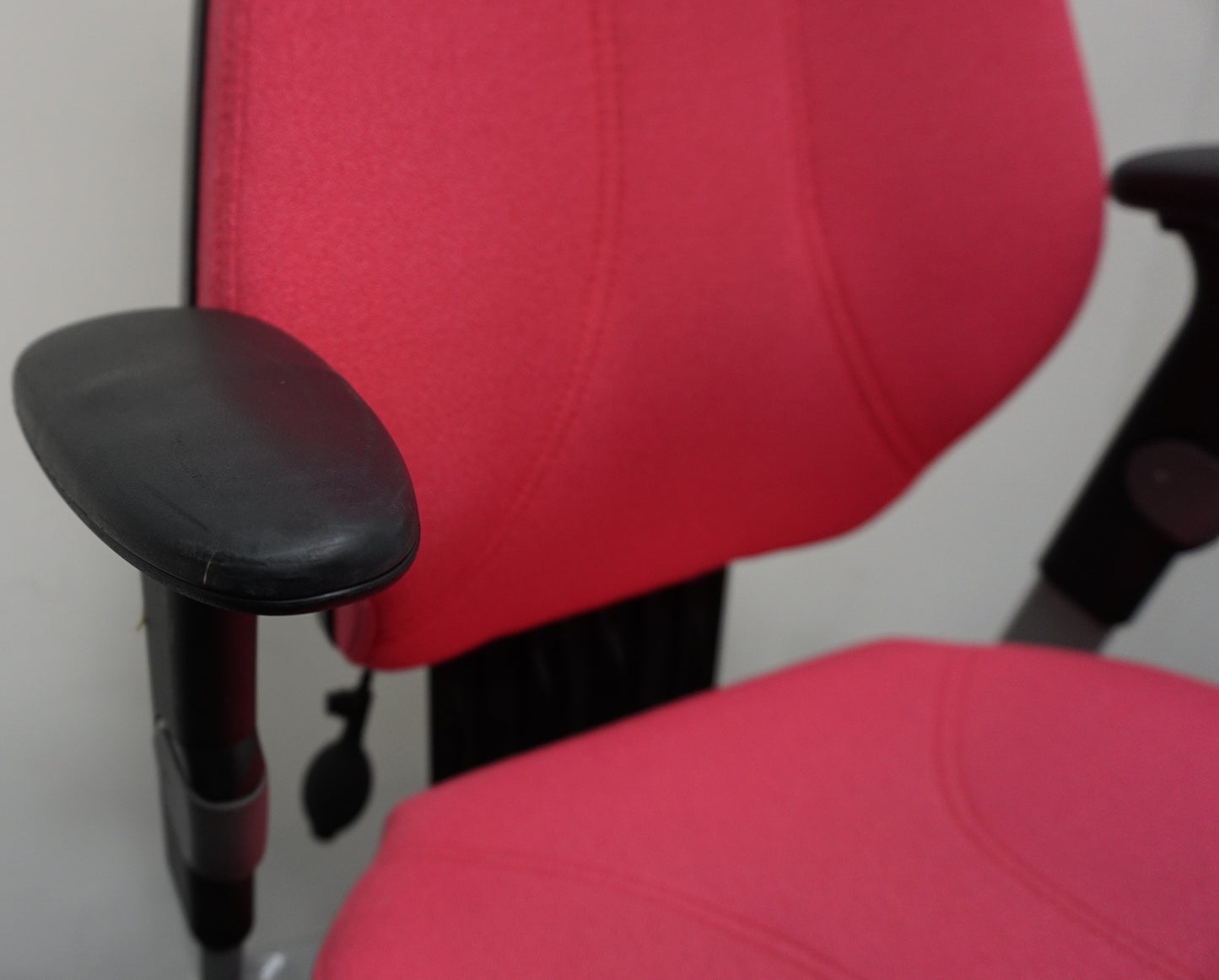 RH Logic 300 Bureaustoel | Ergonomisch | Rood