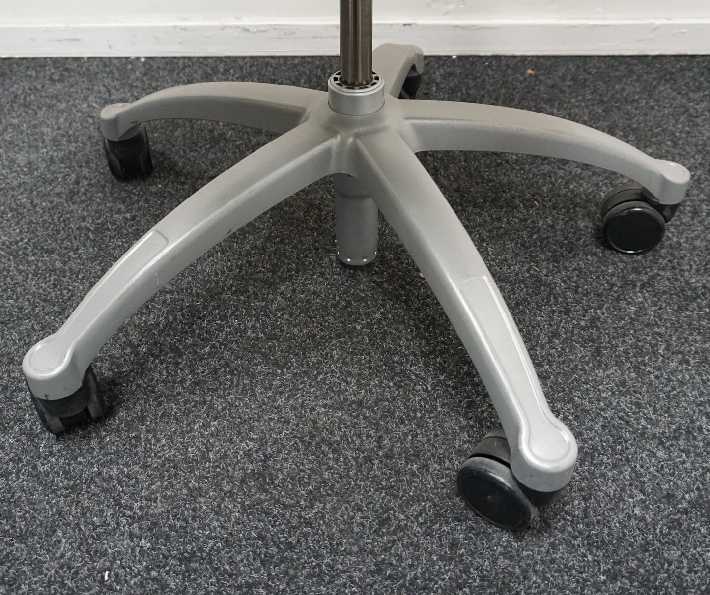 RH Logic 300 Bureaustoel | Ergonomisch | Rood