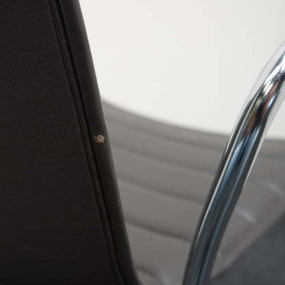 Arper Catifa 53 Design Vergaderstoel | Verrijdbaar | Donkerbruin Leer