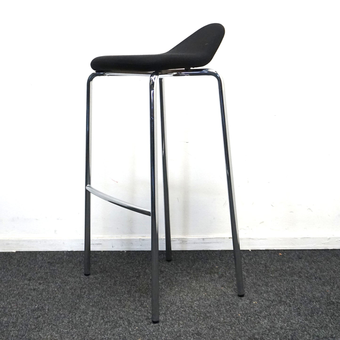 Materia Plektrum Barkruk | Zwart | Zithoogte 78 cm