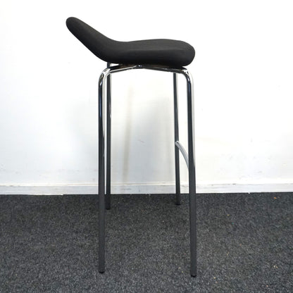 Materia Plektrum Barkruk | Zwart | Zithoogte 78 cm