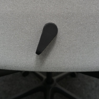 Vitra ID Trim L Bureaustoel | Lichtgrijs / Zwart