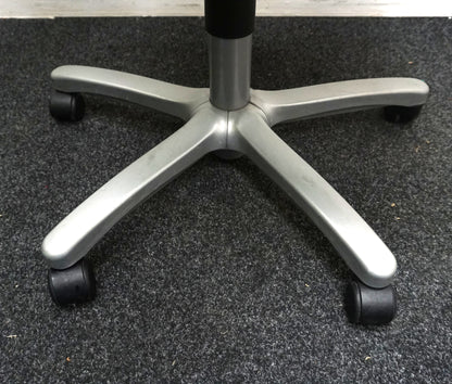 Haworth Comforto 77 Bureaustoel | Zwart / Grijs | Nieuw gestoffeerd