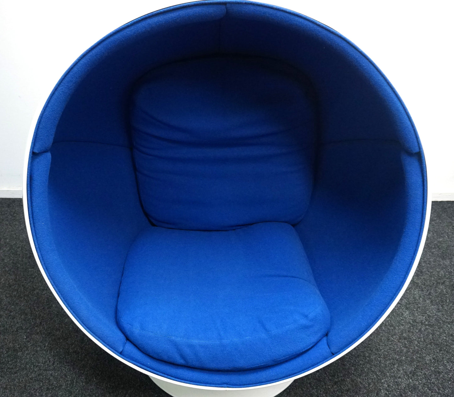 Eero Aarnio Originals Ball Chair Design Fauteuil | Blauw / Wit