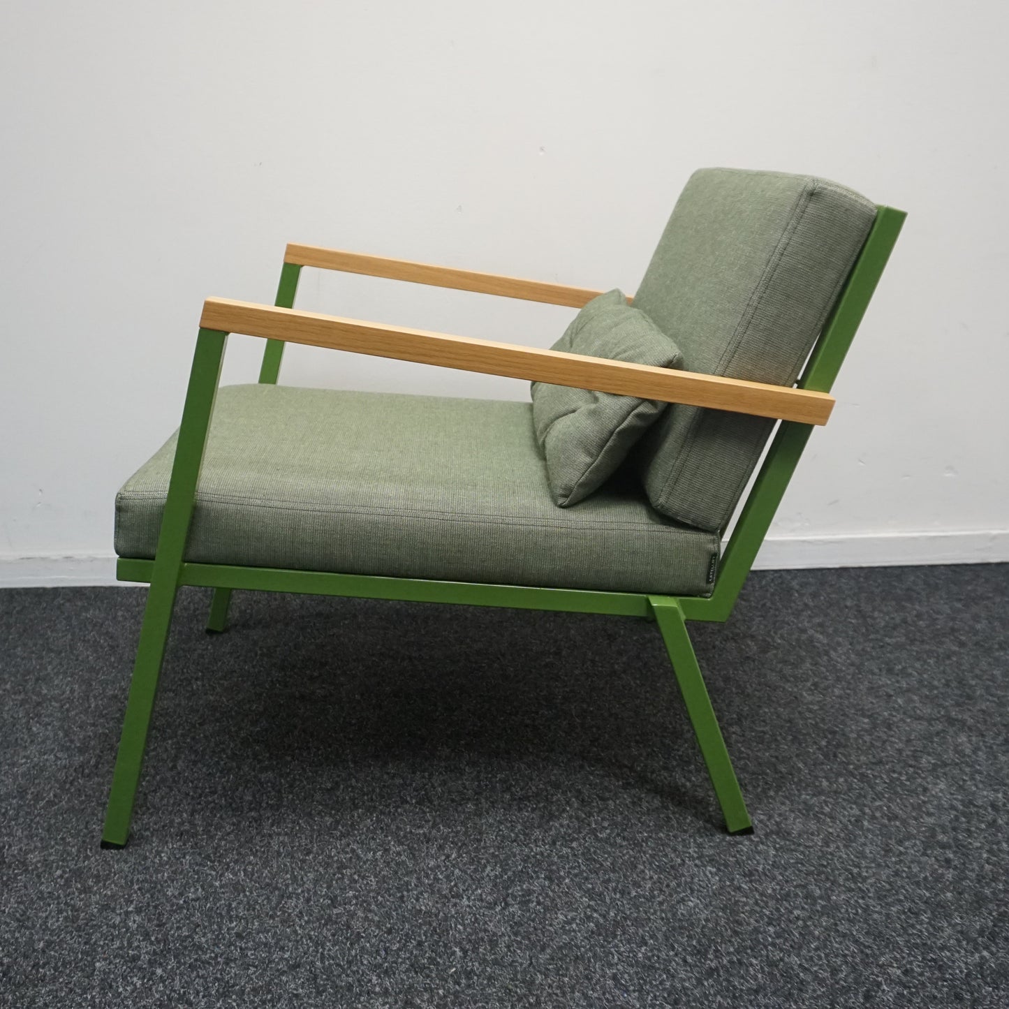Satelliet 25.25. LAC Design Fauteuil | Groen