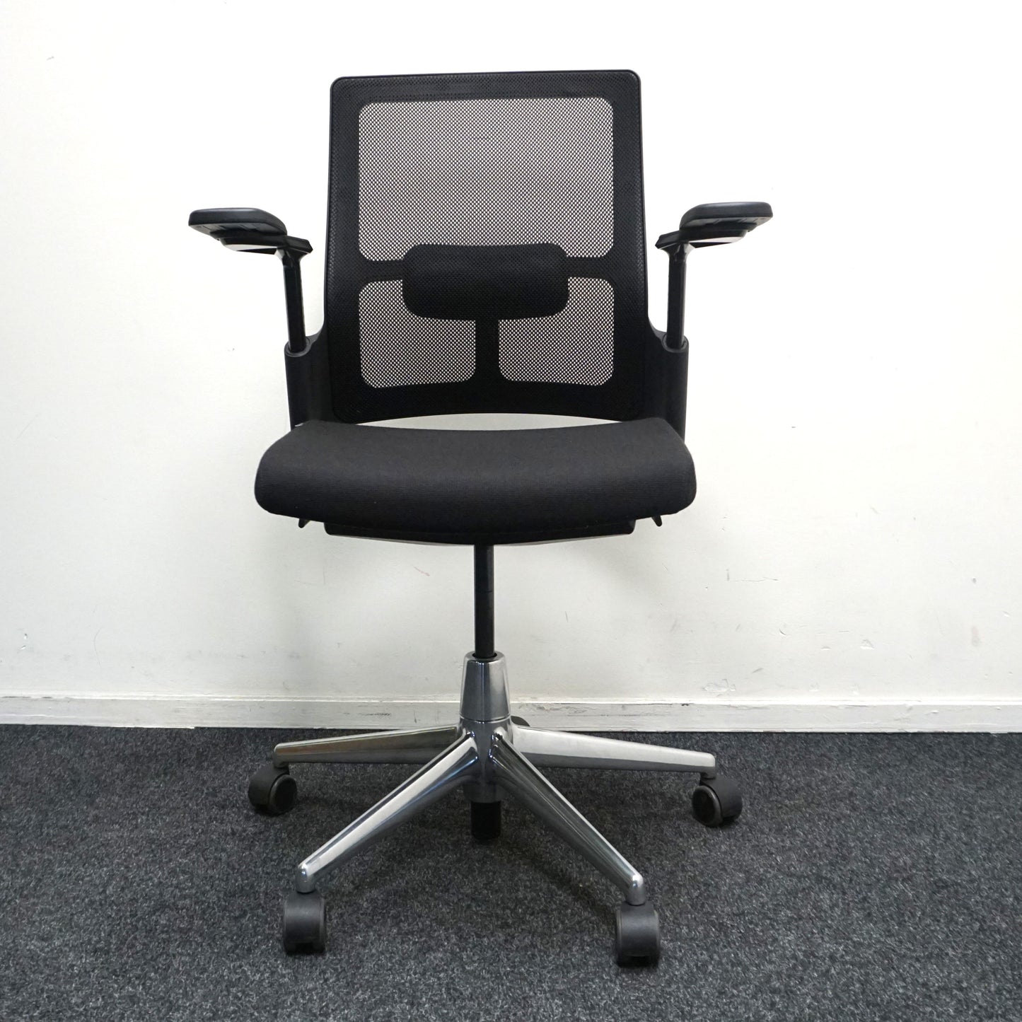 Ahrend 2020 Verta Bureaustoel | Zwart / Chroom