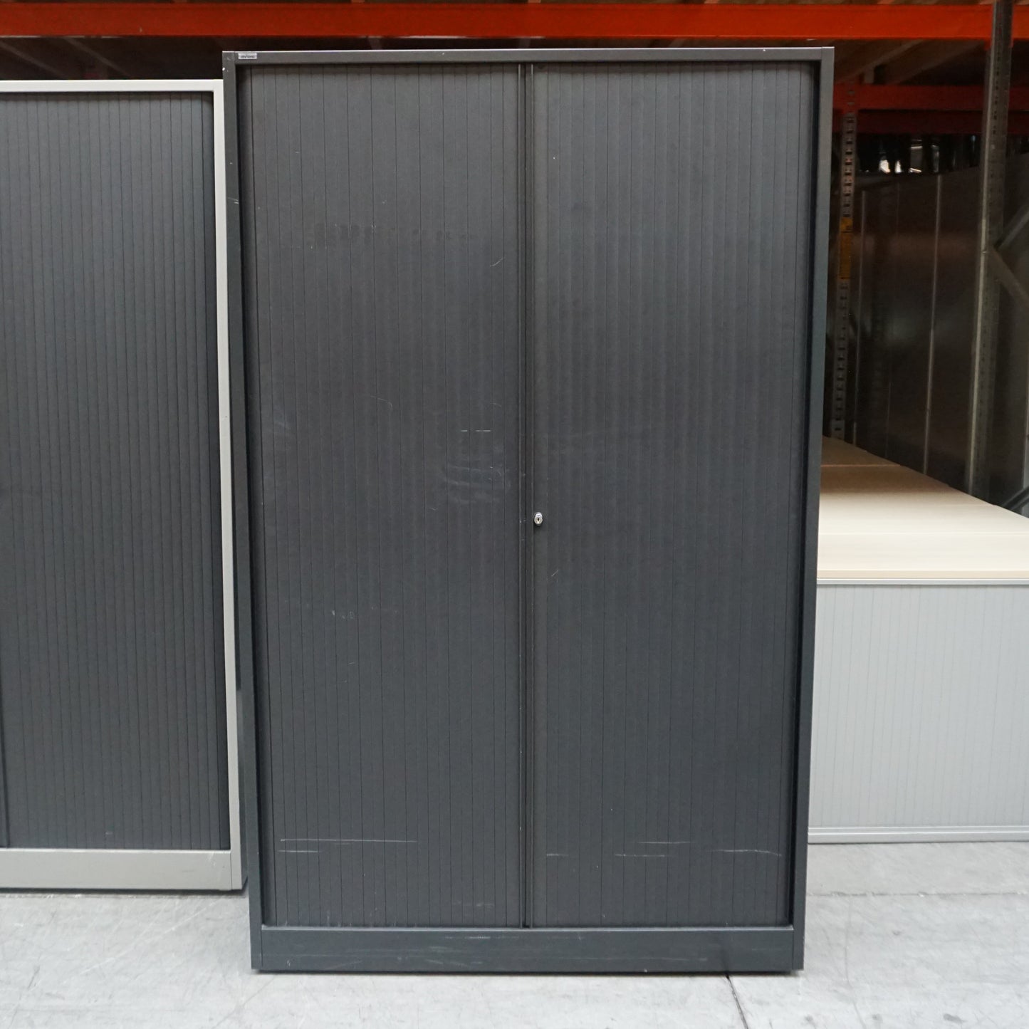 Ahrend Roldeurkast | Archiefkast | 195 x 120 x 45 cm | Zwart