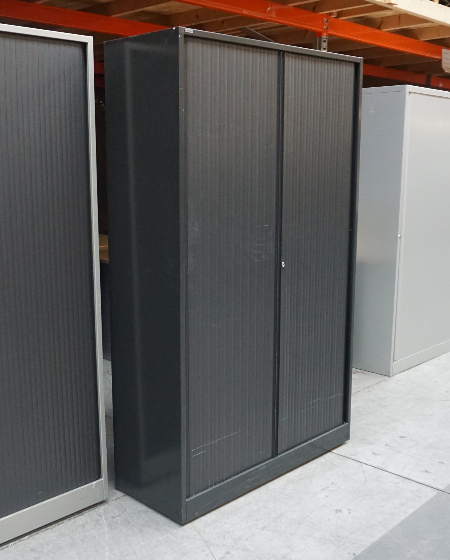 Ahrend Roldeurkast | Archiefkast | 195 x 120 x 45 cm | Zwart