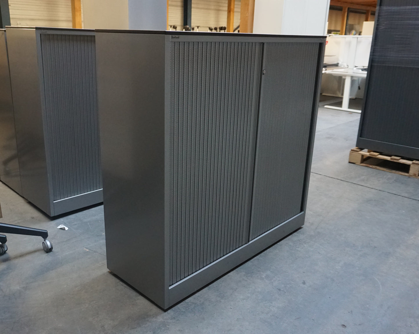 Ahrend Roldeurkast | Archiefkast | 118 x 120 x 45 cm | Grijs