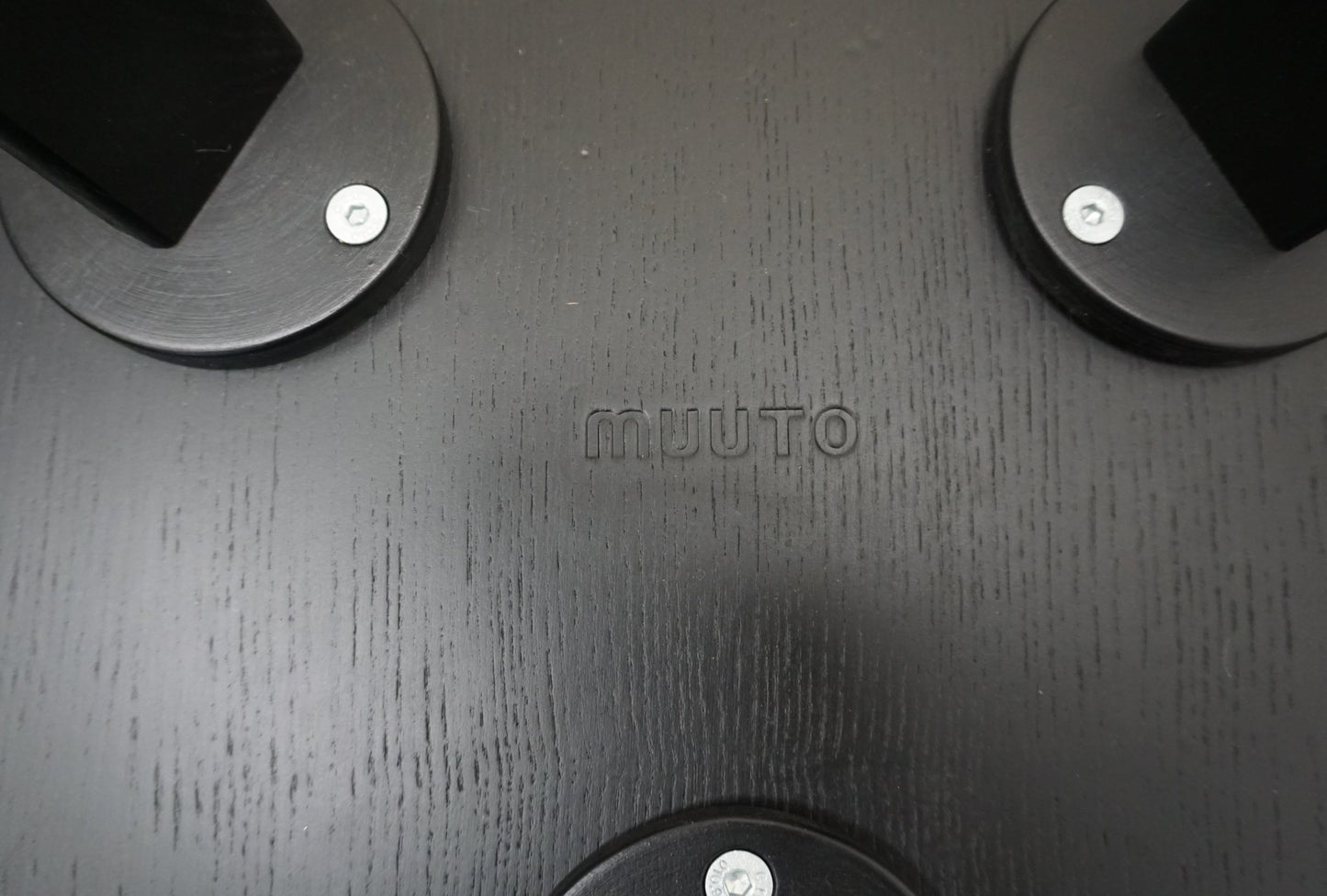 Muuto Around Coffee Table Small Design Bijzettafel | Zwart