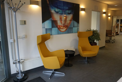 Ahrend Design Fauteuil | Draaibaar | Okergeel