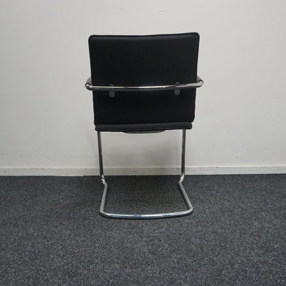 Kembo Vergaderstoel | Zwart / Chroom | Stapelbaar