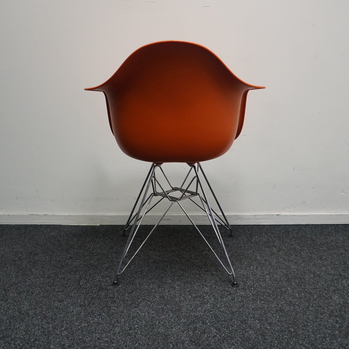 Vitra Eames DAR Design Stoel | Oranje