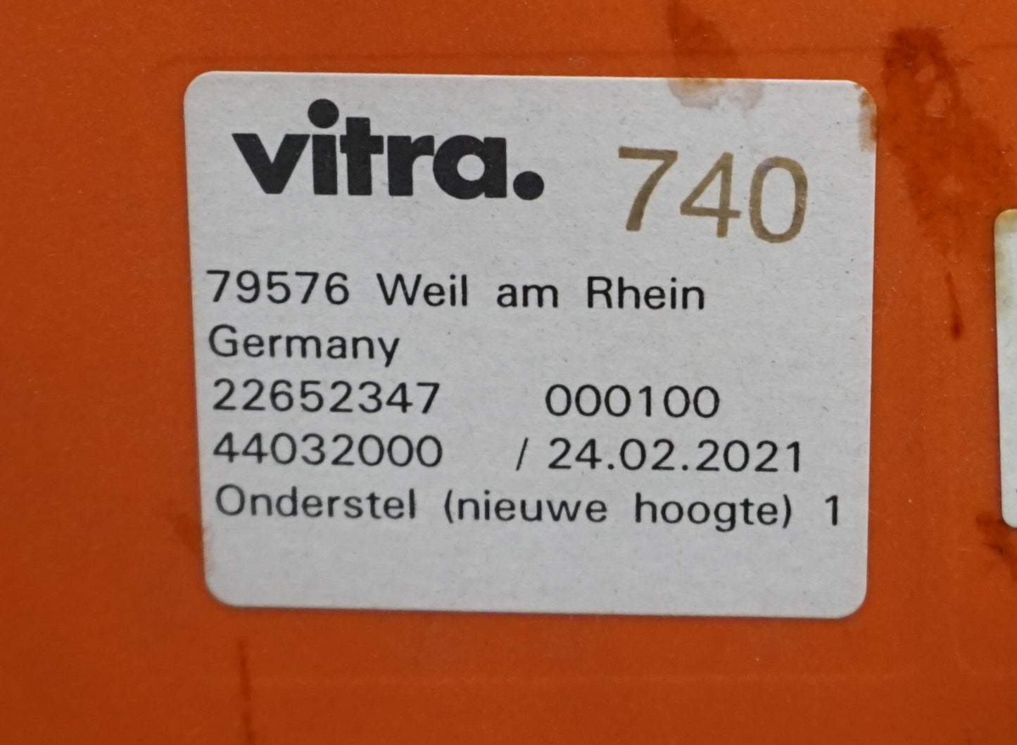 Vitra Eames DAR Design Stoel | Oranje