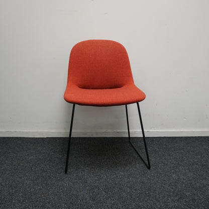 Artifort Beso Design Stoel | Oranje