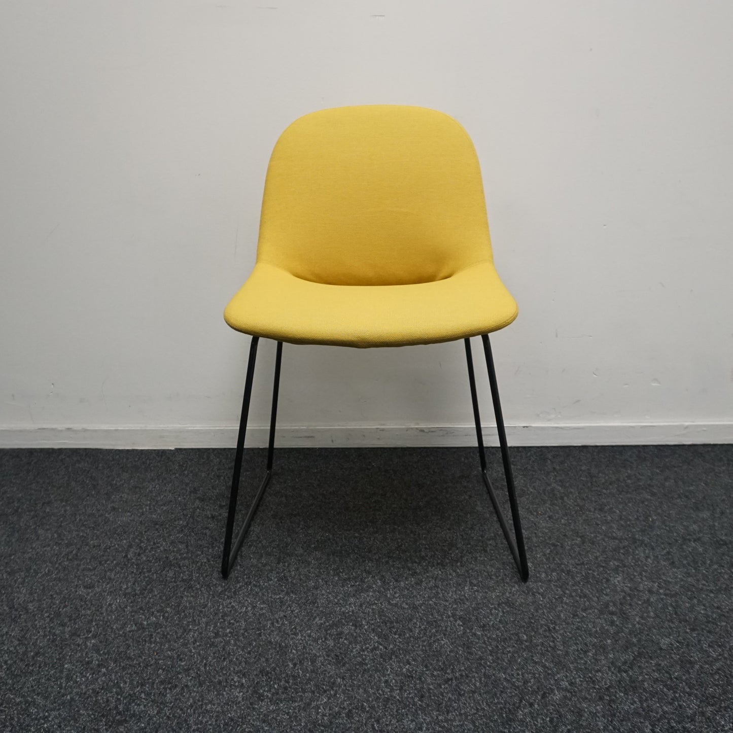 Artifort Beso Design Stoel | Geel