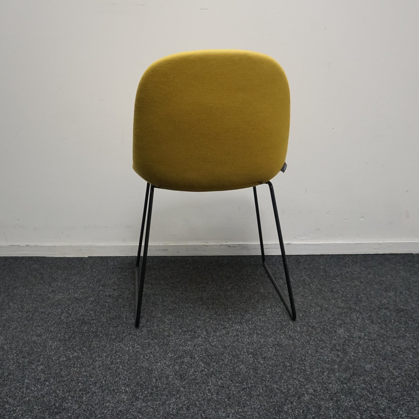 Artifort Beso Design Stoel | Geel