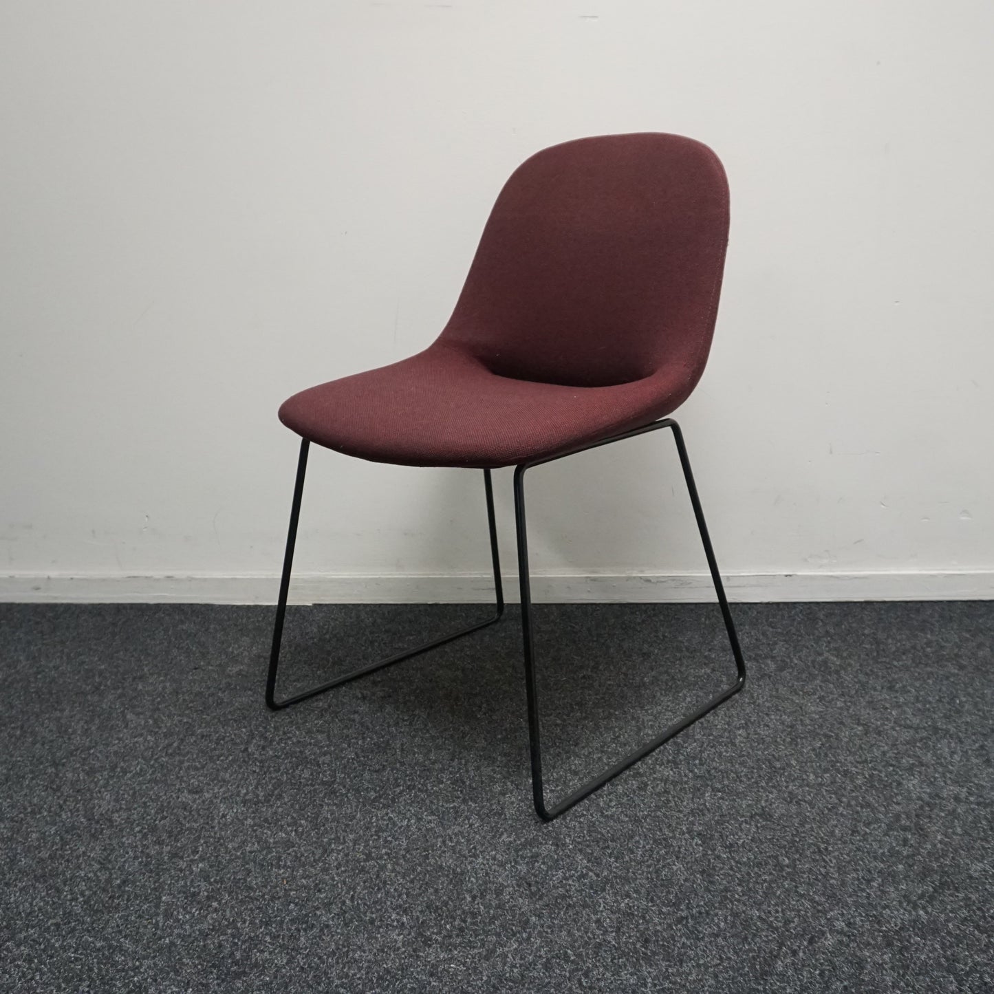 Artifort Beso Design Stoel | Bordeaux