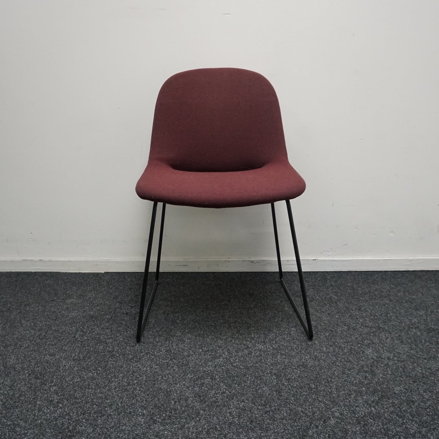 Artifort Beso Design Stoel | Bordeaux