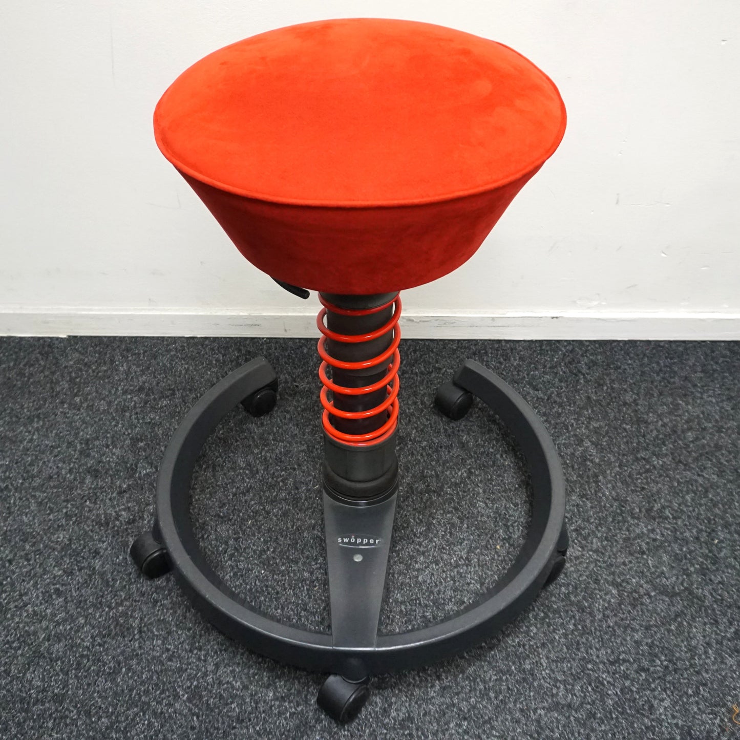 Aeris Swopper Classic Design Kruk | Balans Kruk | Verrijdbaar | Rood