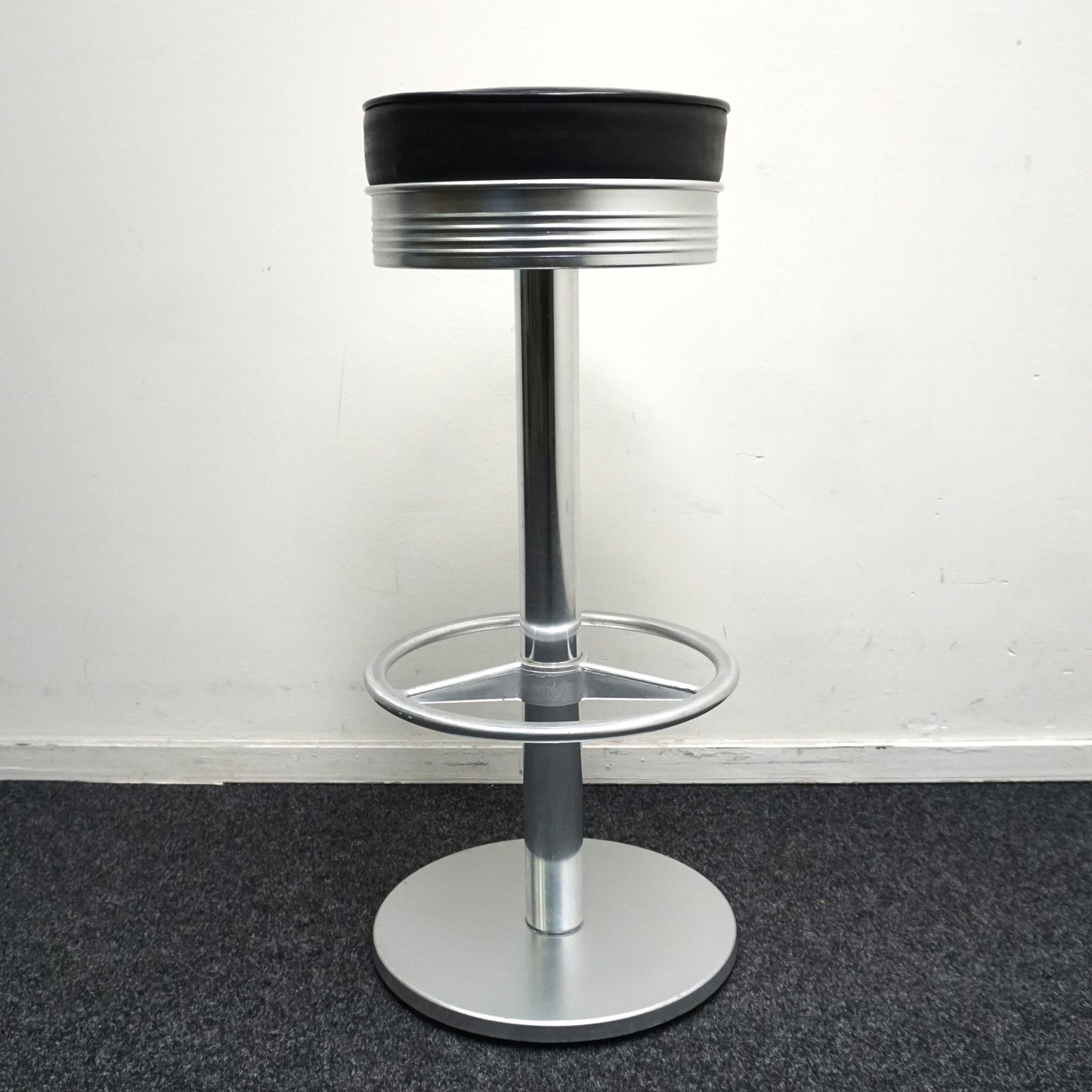 Indecasa Barkruk | Zwart Leer | Zithoogte 83 cm