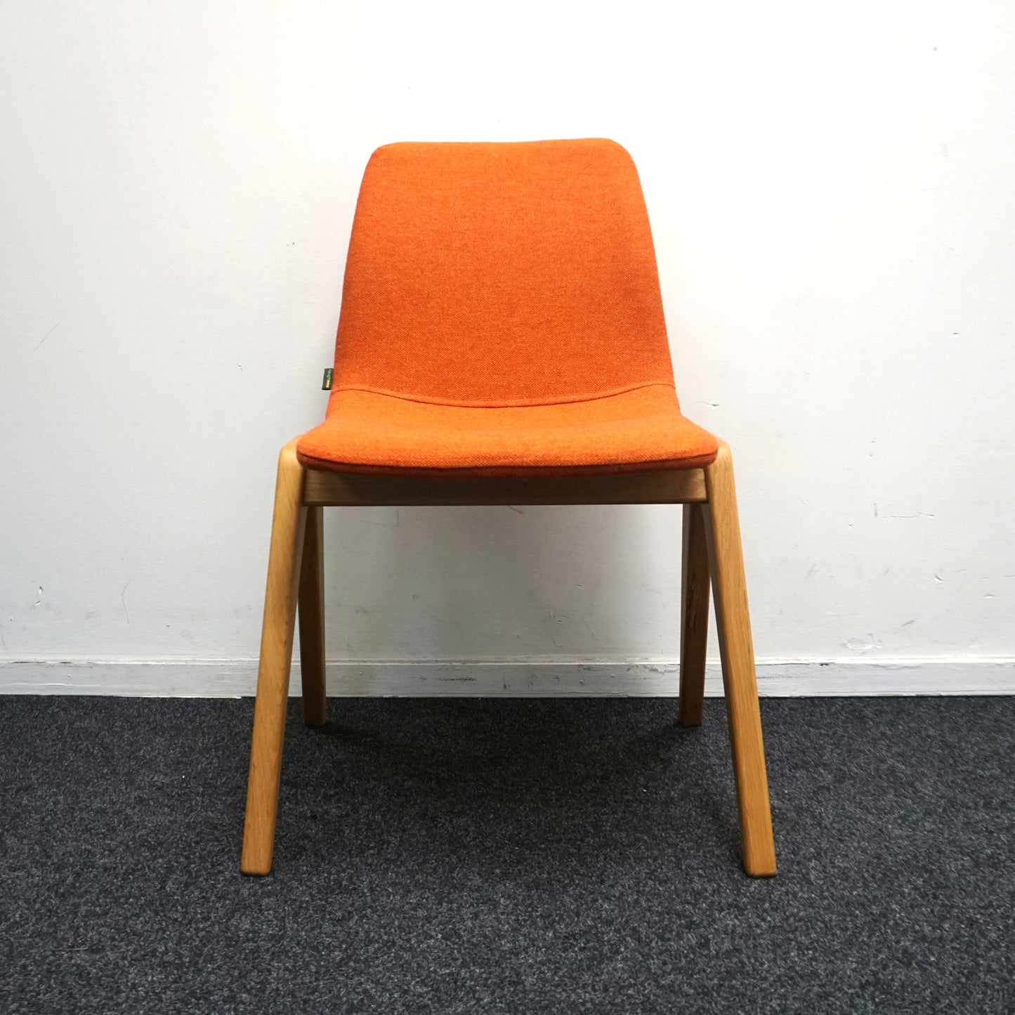 Naughtone Viv Wood Design Stoel | Oranje Gemeleerd