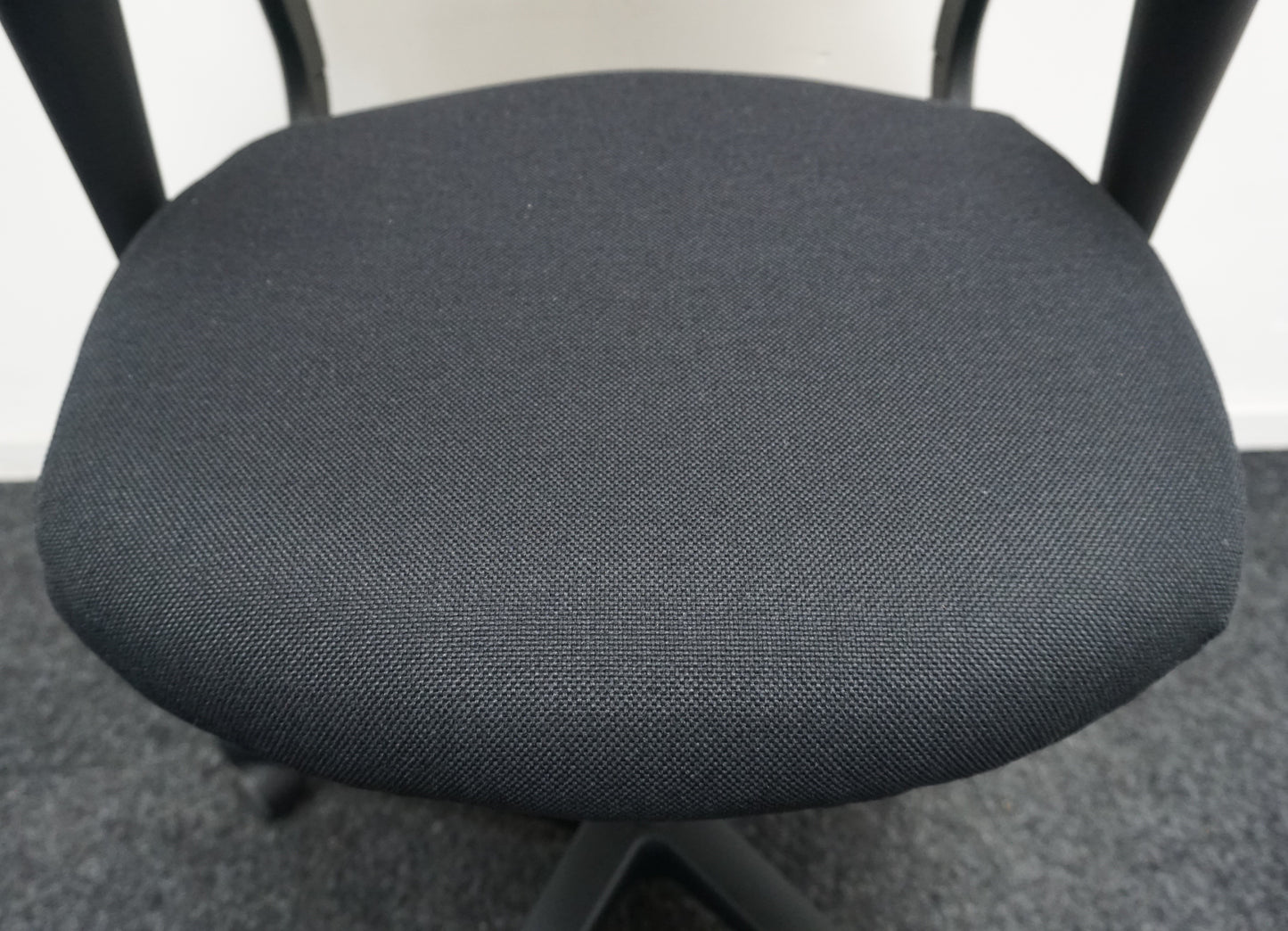 Ahrend 220 Bureaustoel | Nieuw Gestoffeerd | Zwart | 3D Pads