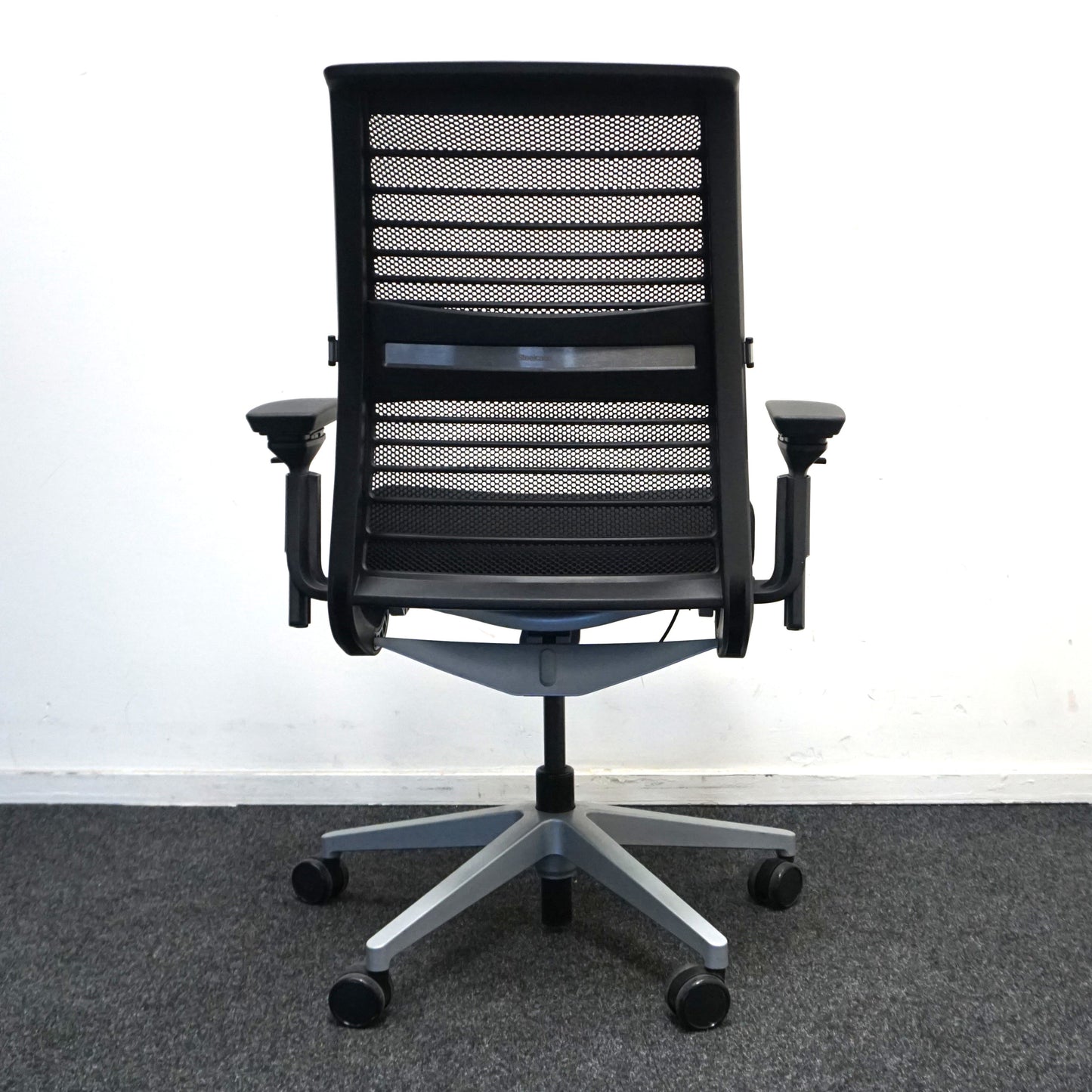 Steelcase Think V2 Bureaustoel | Ergonomisch | Zwart