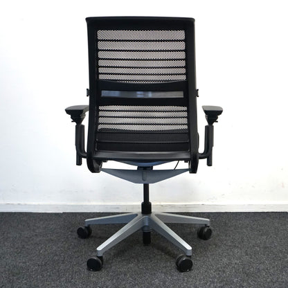Steelcase Think V2 Bureaustoel | Ergonomisch | Zwart