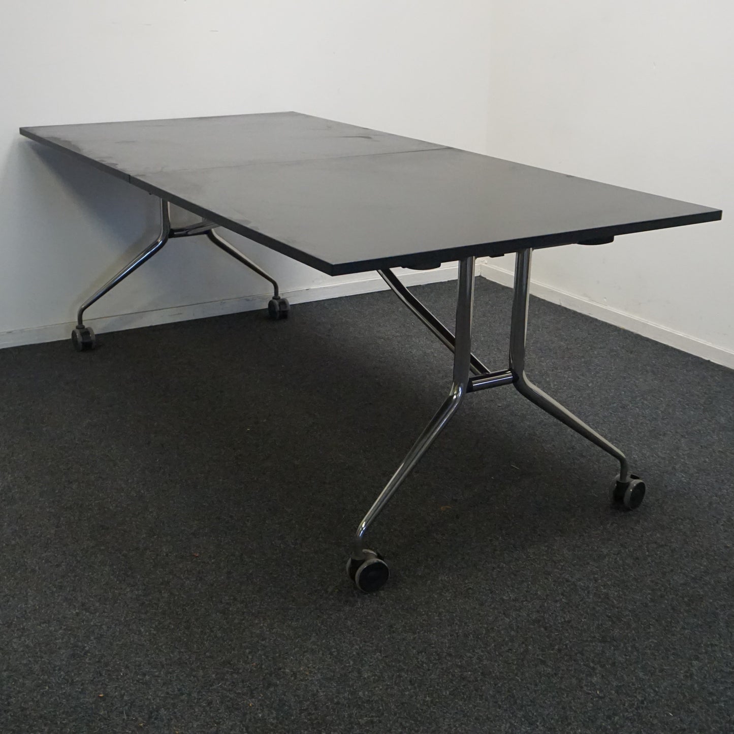 Mara Klaptafel Verrijdbaar | 200 x 100 cm | Zwart / Chroom