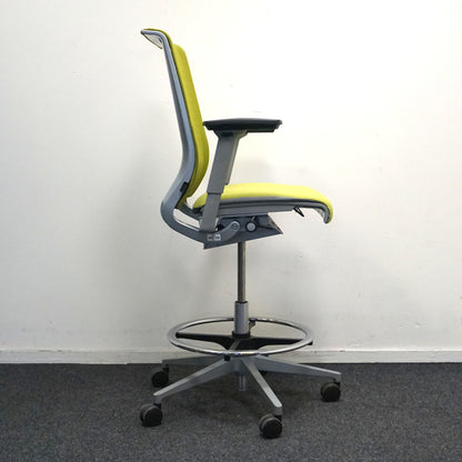 Steelcase Think V2 Baliestoel / Bureaustoel | Ergonomisch | Limegroen