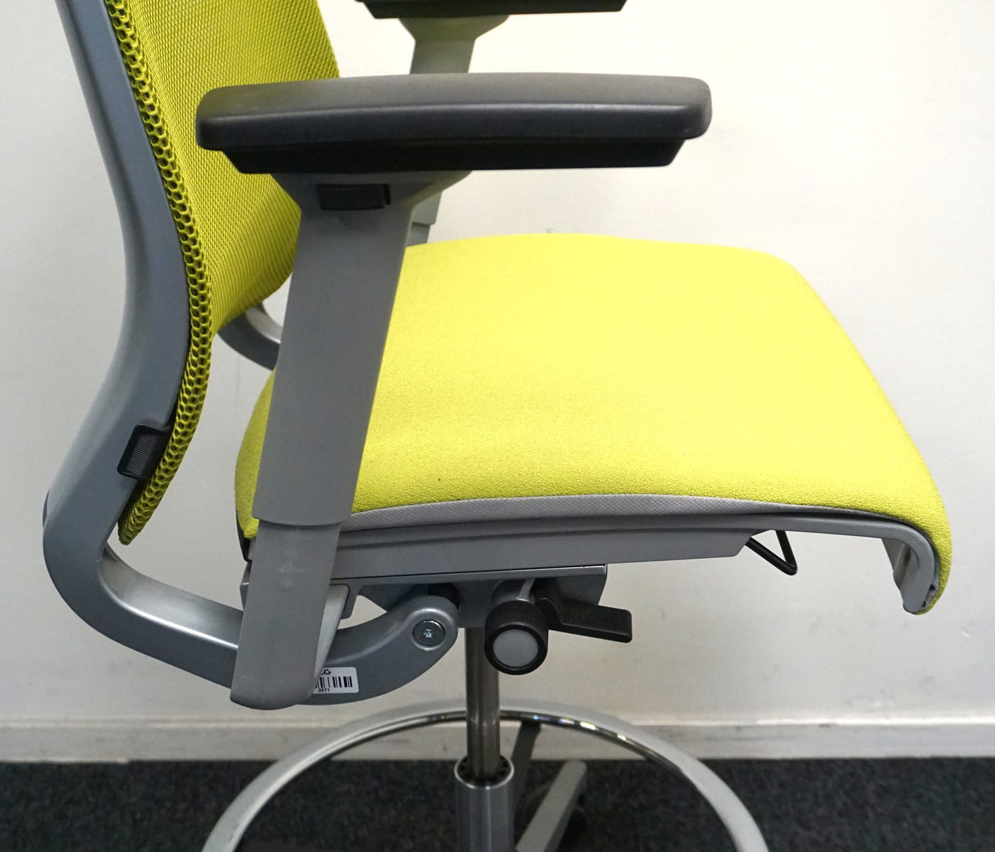 Steelcase Think V2 Baliestoel / Bureaustoel | Ergonomisch | Limegroen