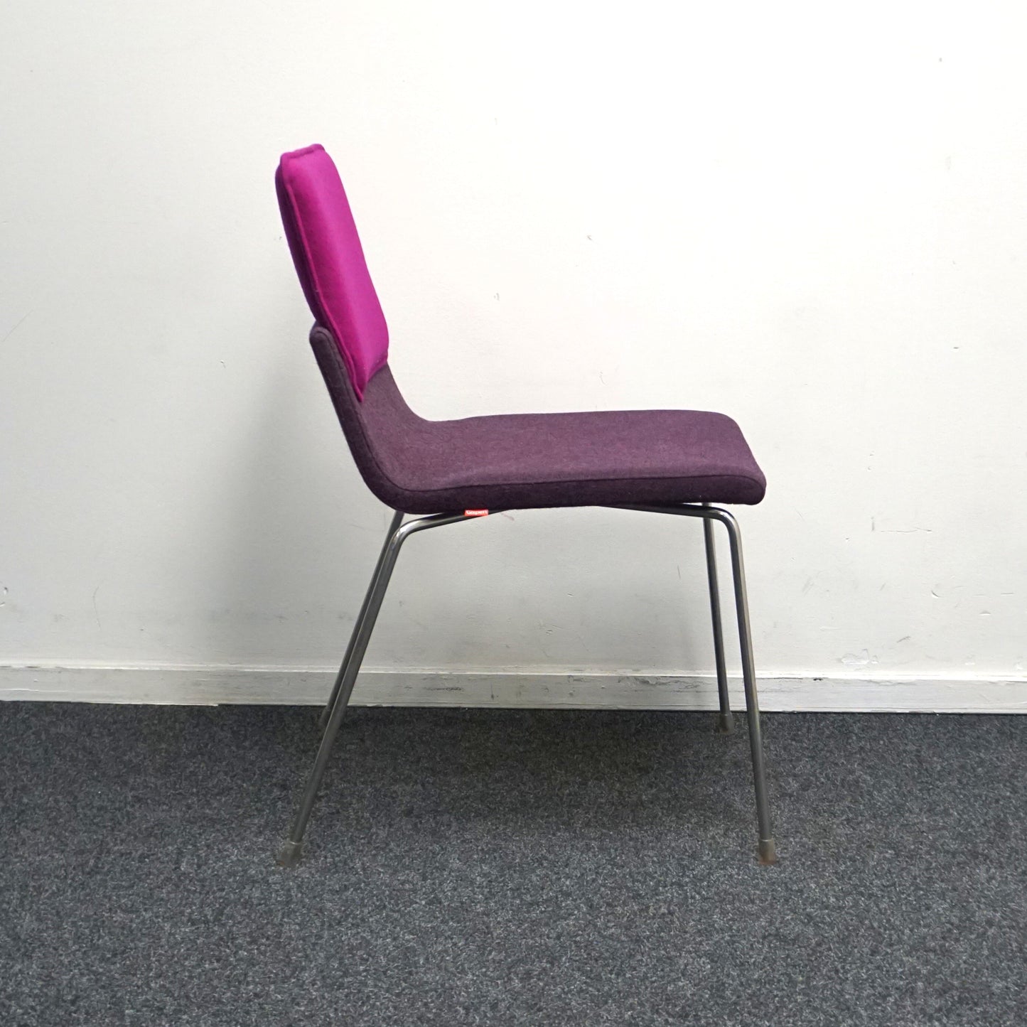 Gispen Triennial Design Stoel | Fuchsia / Paars