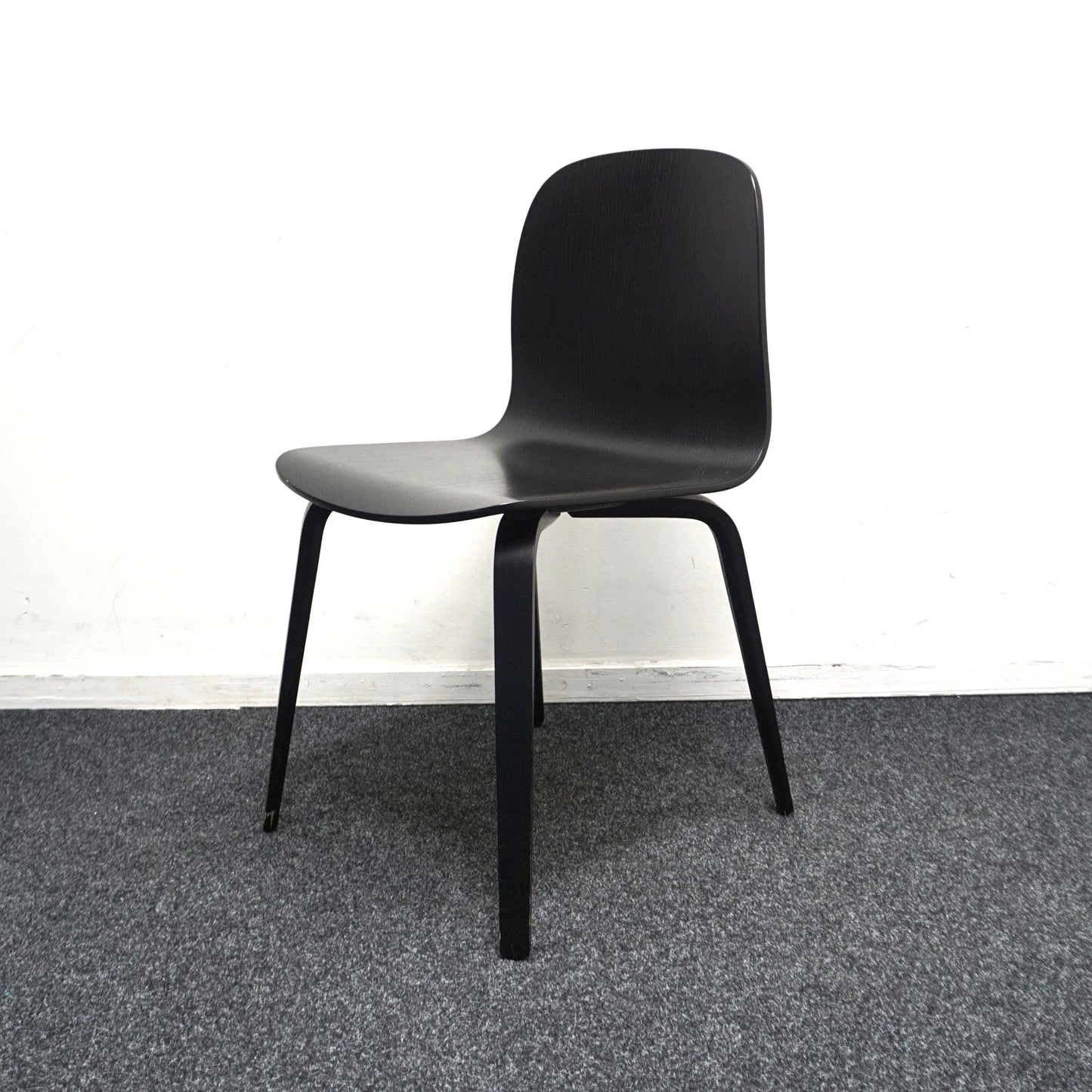 Muuto Visu Wood Design Stoel | Zwart