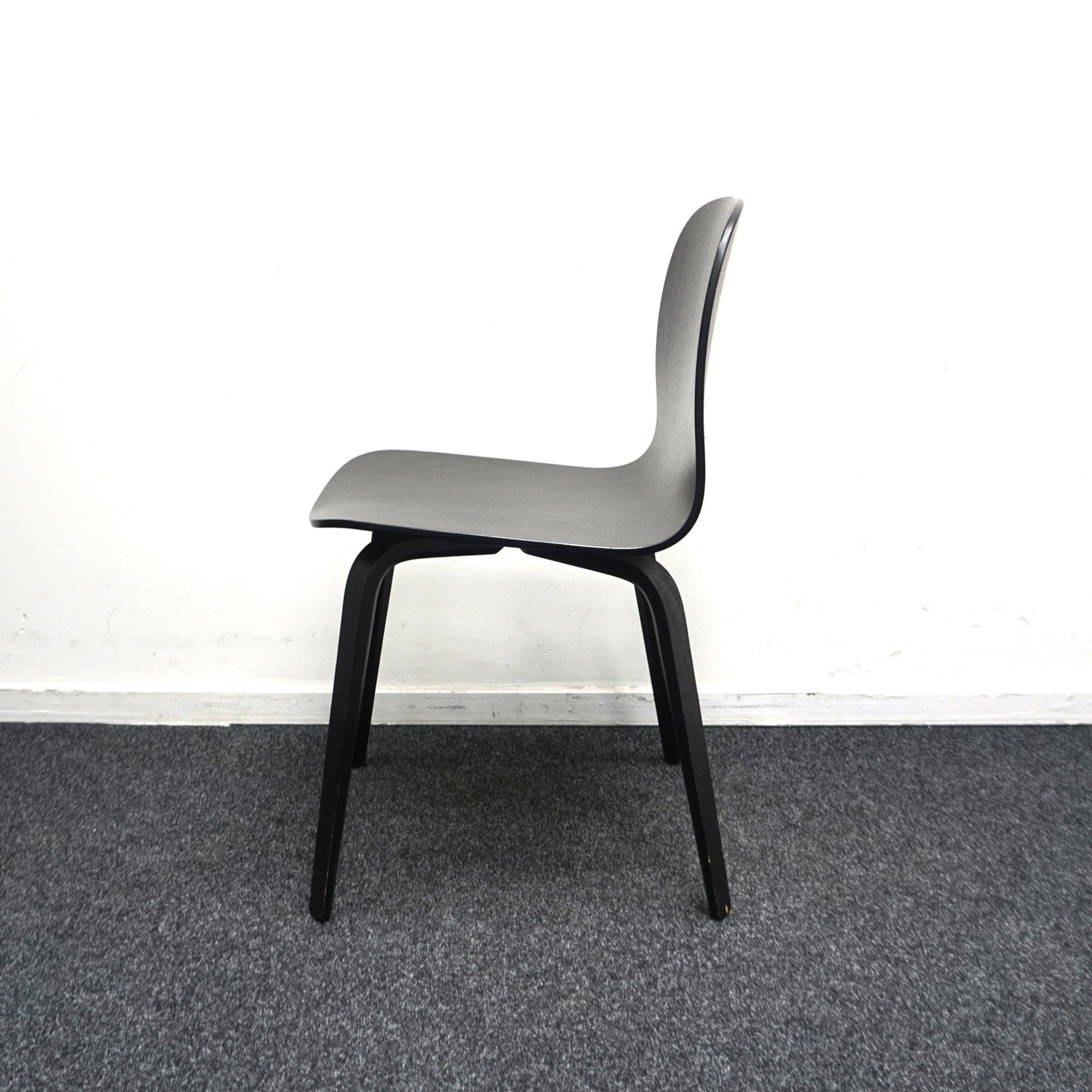 Muuto Visu Wood Design Stoel | Zwart
