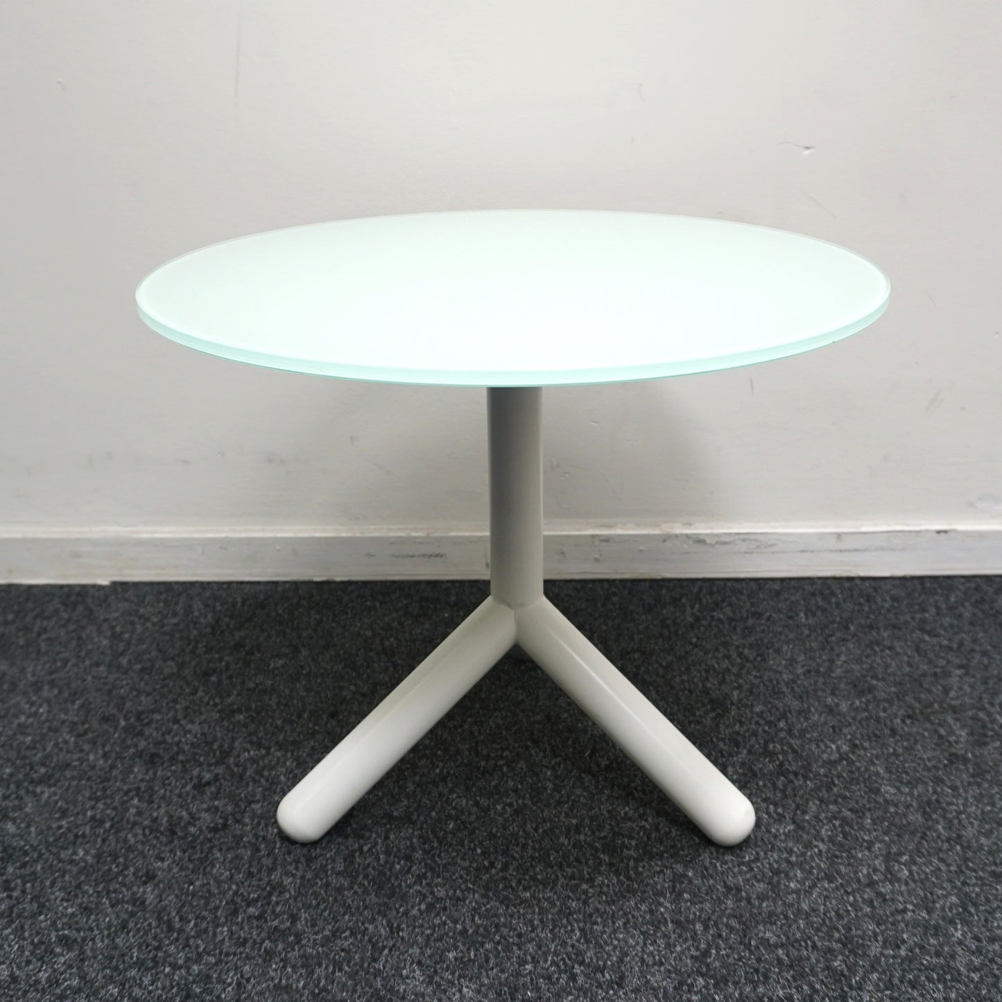 Design Bijzettafel | Melkglas | 50 cm