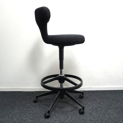 Vitra Pivot High Stool Baliestoel | Zwart
