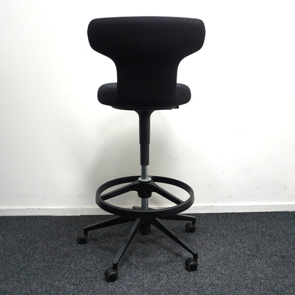 Vitra Pivot High Stool Baliestoel | Zwart