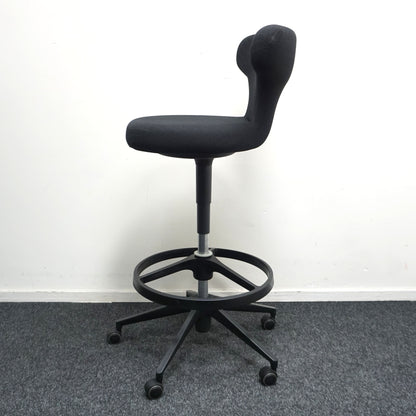 Vitra Pivot High Stool Baliestoel | Zwart